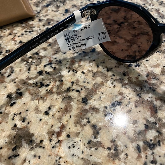 Burberry Unisex Round Sunglasses B4280 Black Frame with Brown Lenses New w/ Flaw - Picture 8 of 16